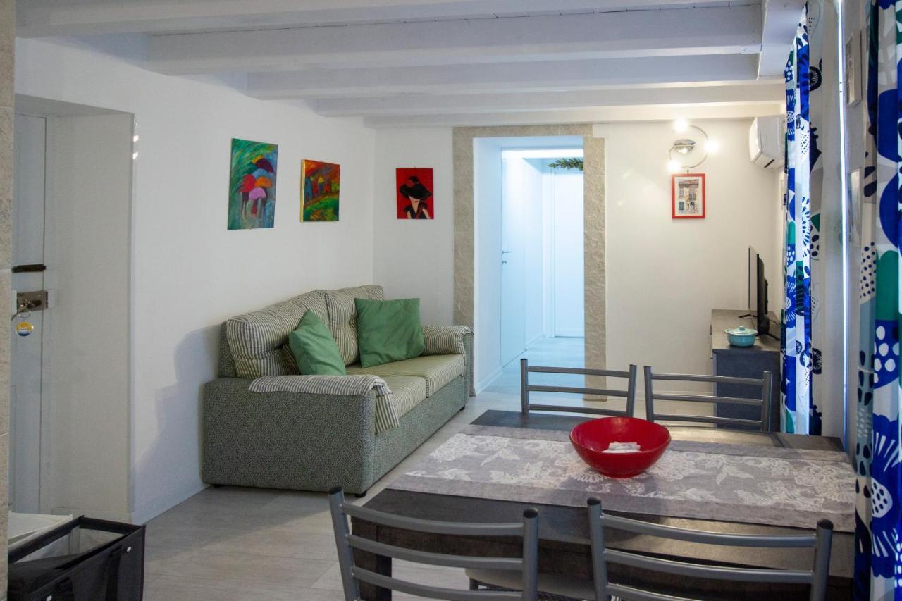 Maniace Homes - Federico & Angelica By Ortigia Apartments 시라쿠사 외부 사진