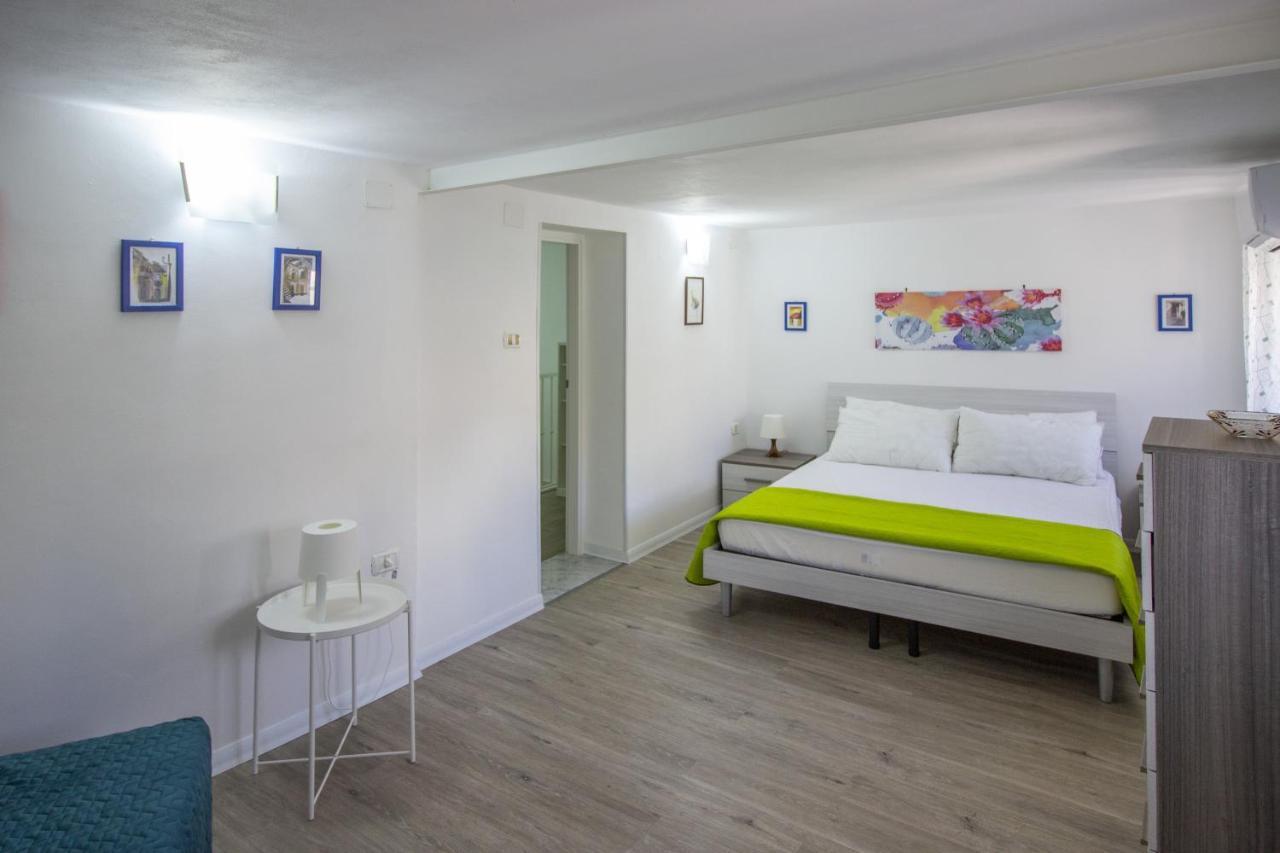 Maniace Homes - Federico & Angelica By Ortigia Apartments 시라쿠사 외부 사진